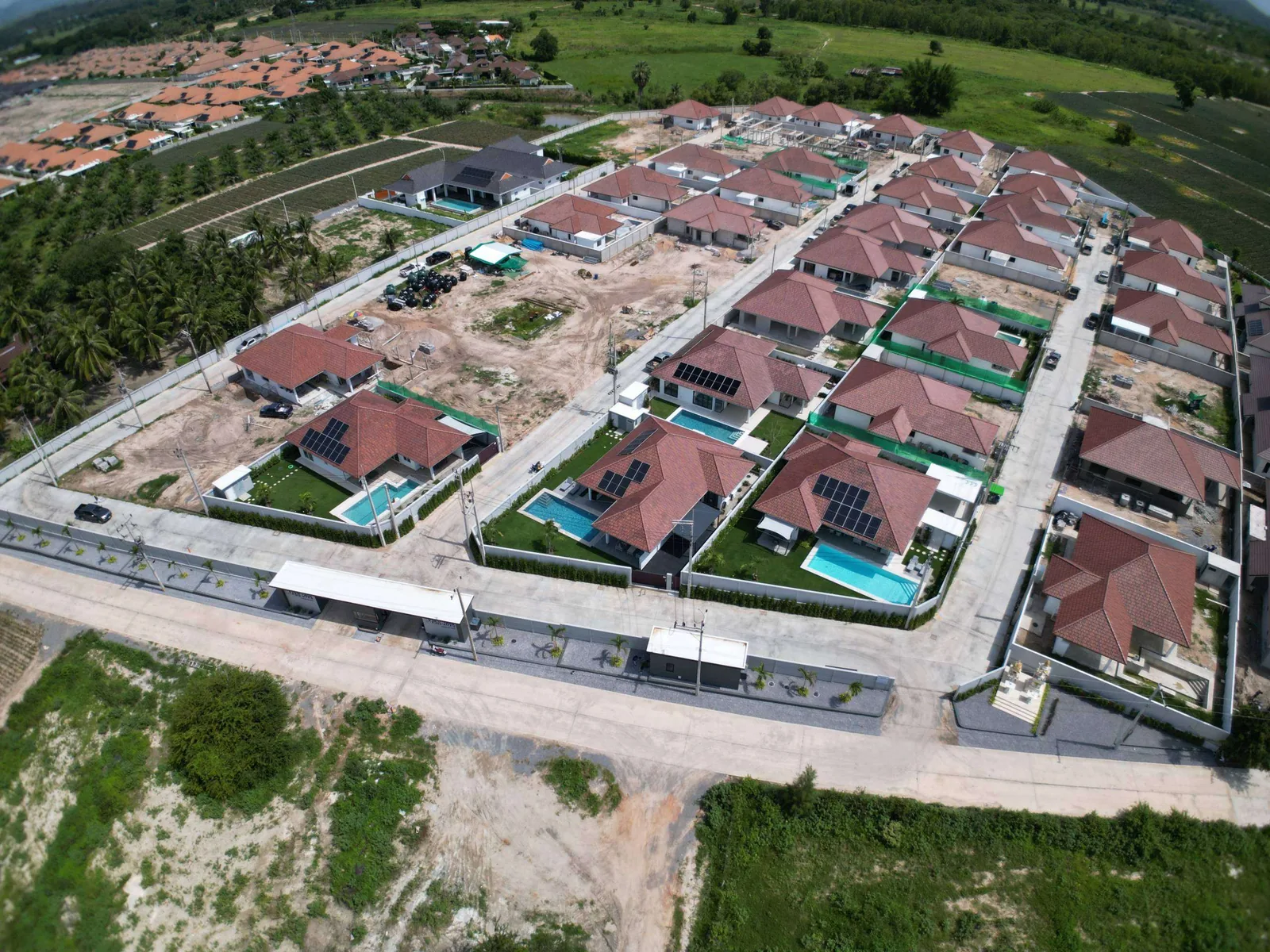Architectural imagery for Mali Lotus Executive
